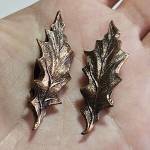 Ballou 1950's Copper Tone Metal Leaf Clip On Earrings Pat. 2583988